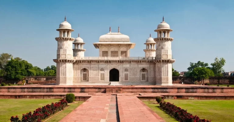 140+ Humayun’s Tomb Captions for Instagram: Capture History, Beauty & Mughal Grandeur